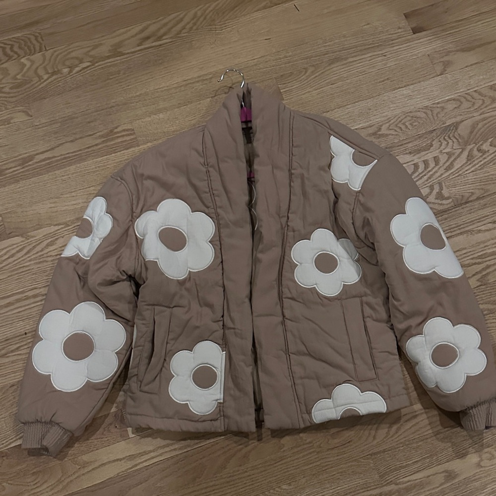 Blank NYC  Floral Puffer Jacket in Brown and cream. Worn once.